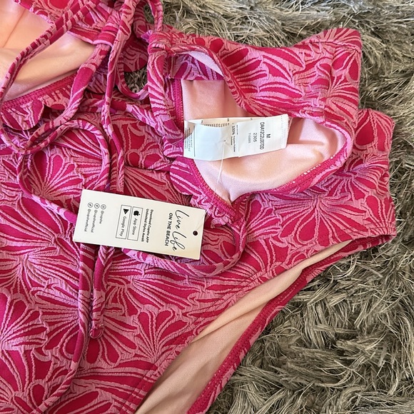 CUPSHE Medium Bikini Set High Waisted Scalloped V Neck - Picture 6 of 6